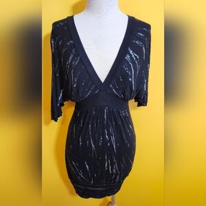 Seductions Mini Dress, V-droop Front, Comfortable Size Small Black White Splash